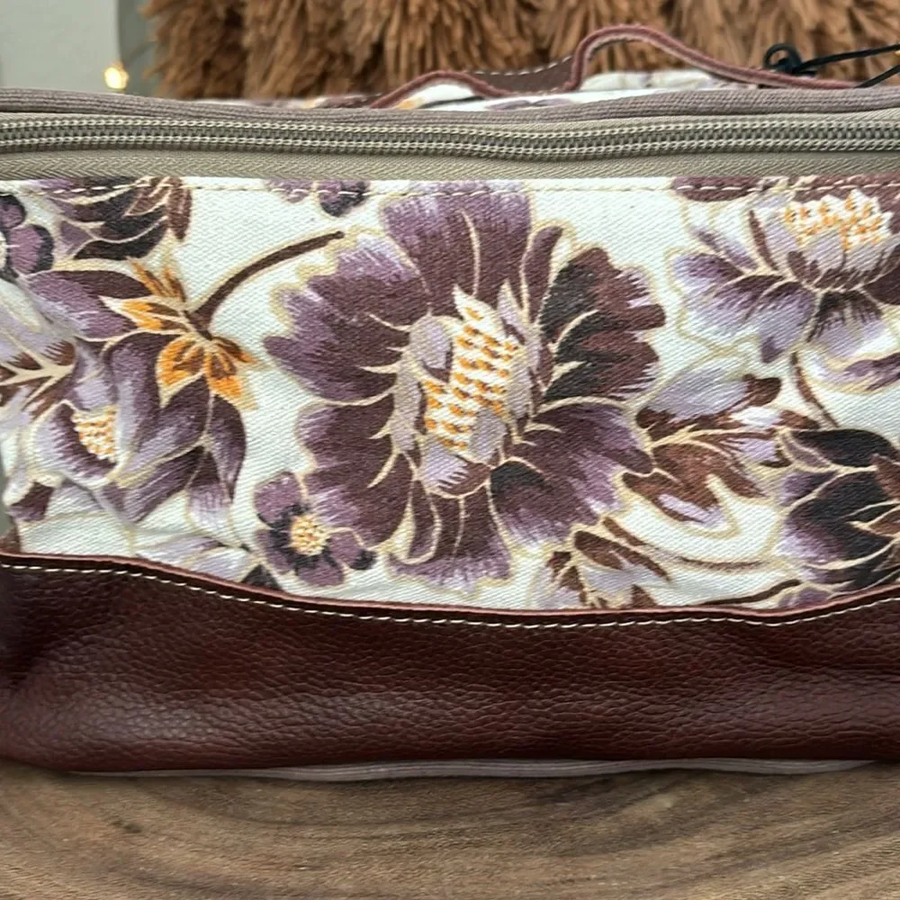 Myra Bag Peonies Pleasure Make-Up Kit